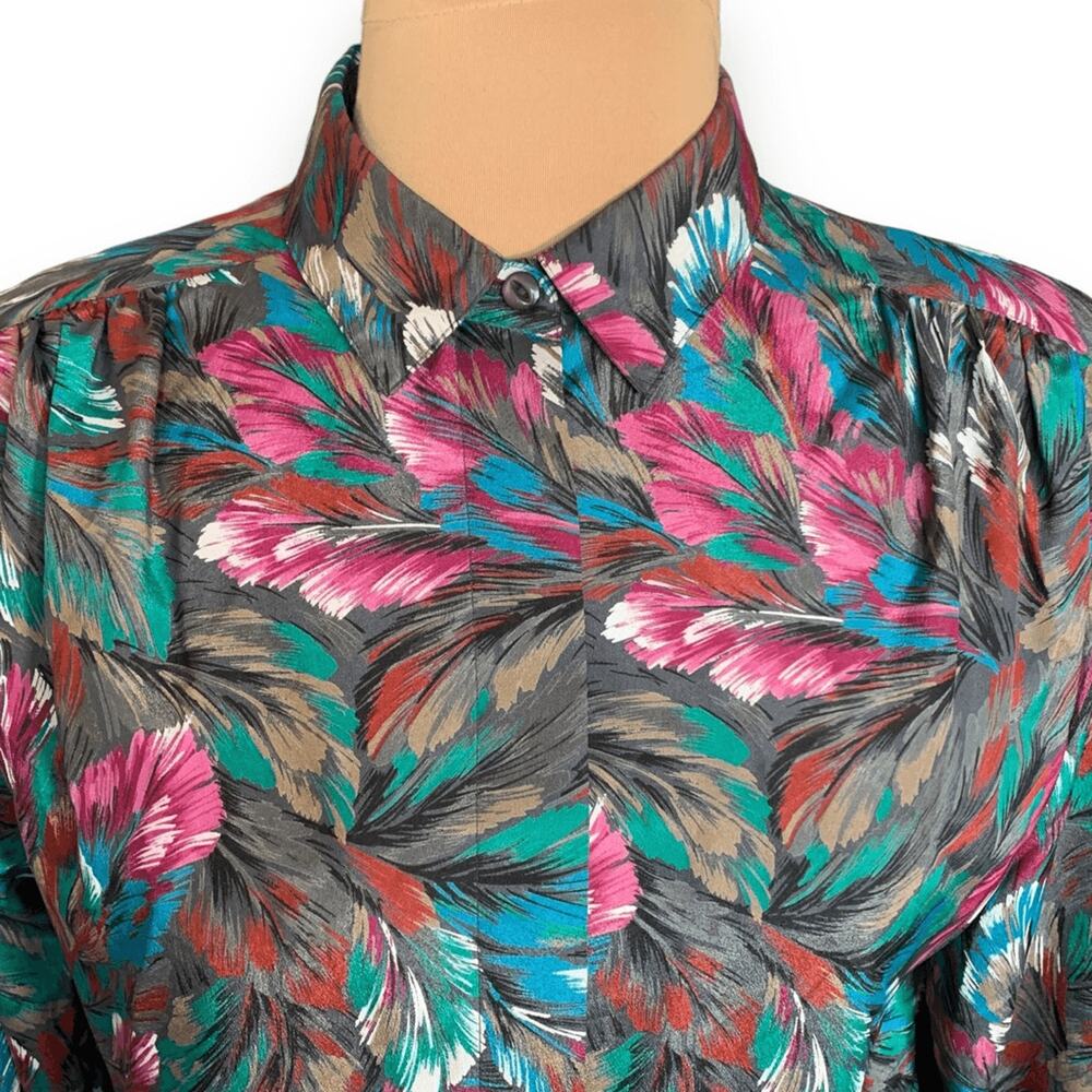 Vintage 90s Blouse Multicolor Feather Print Long Sleeve Collared Button Up Shirt